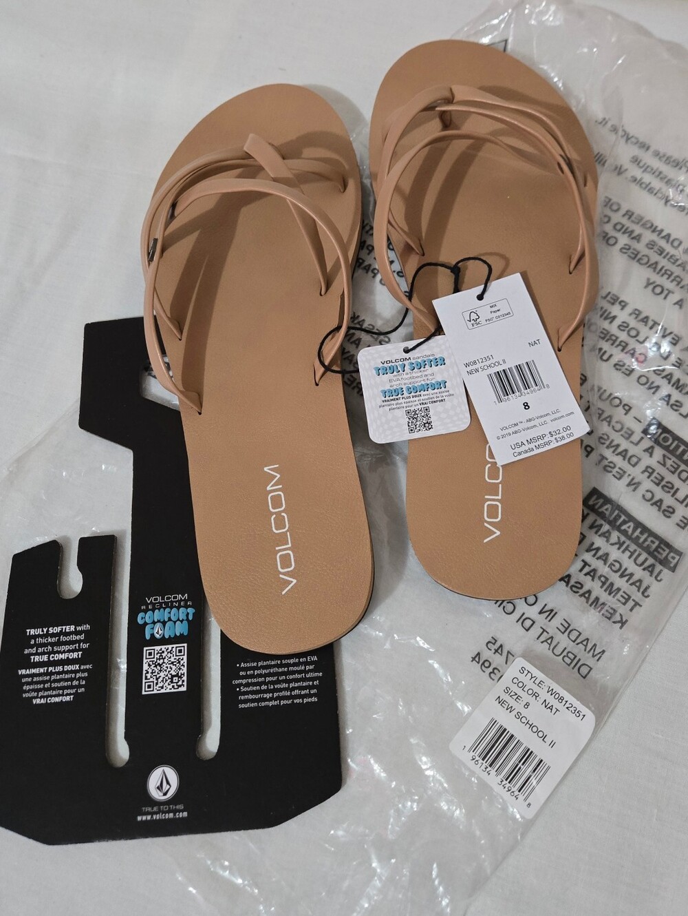 NWT - Volcom Tan Strappy Flip Flop Sandals - Women's 8